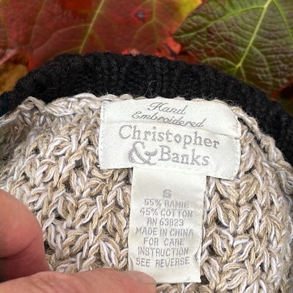 Christopher & Banks embroidered open weave sweater S-M - Picture 6 of 8